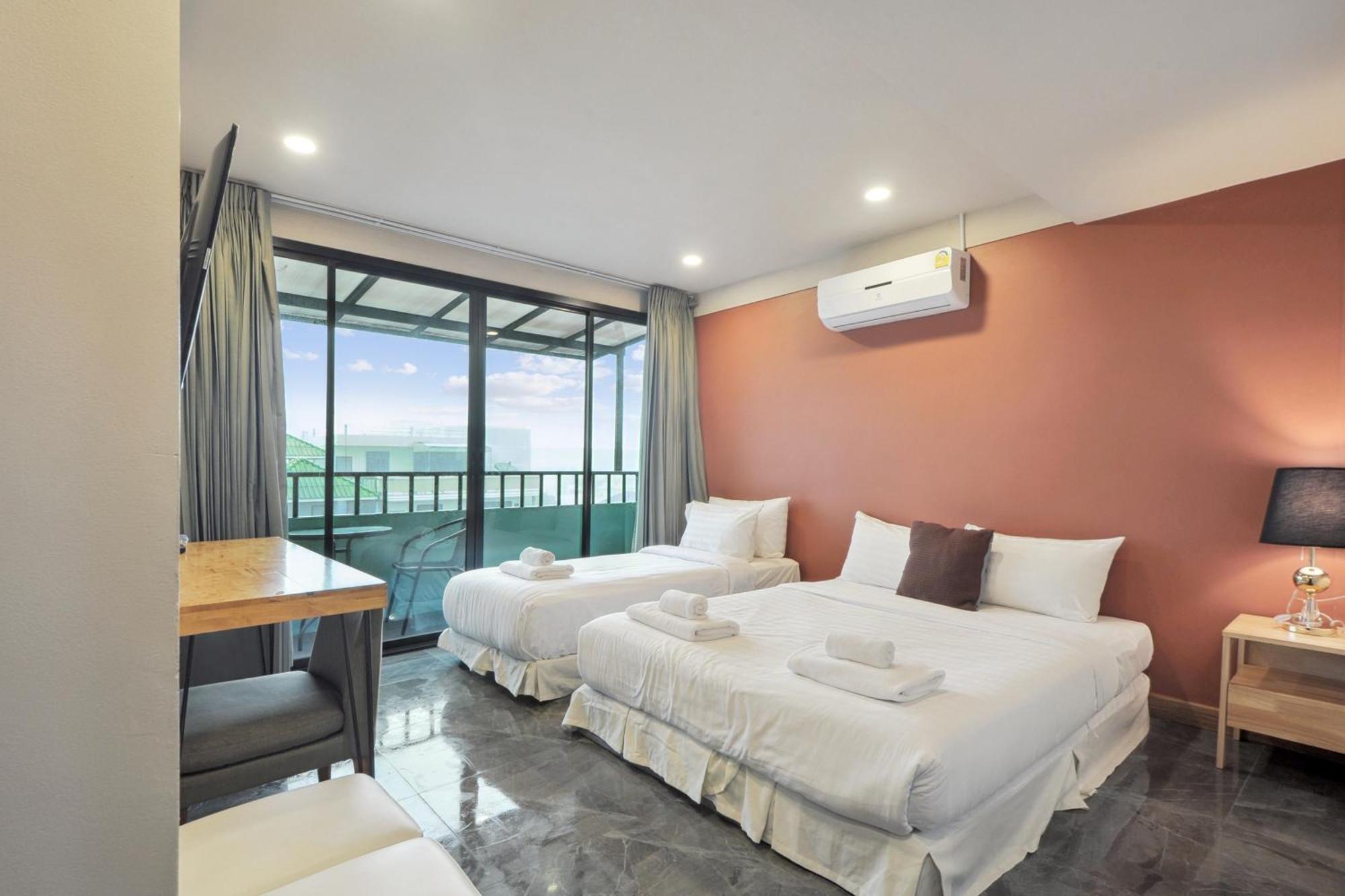 Ployburi Boutique Hotel Chanthaburi Bagian luar foto