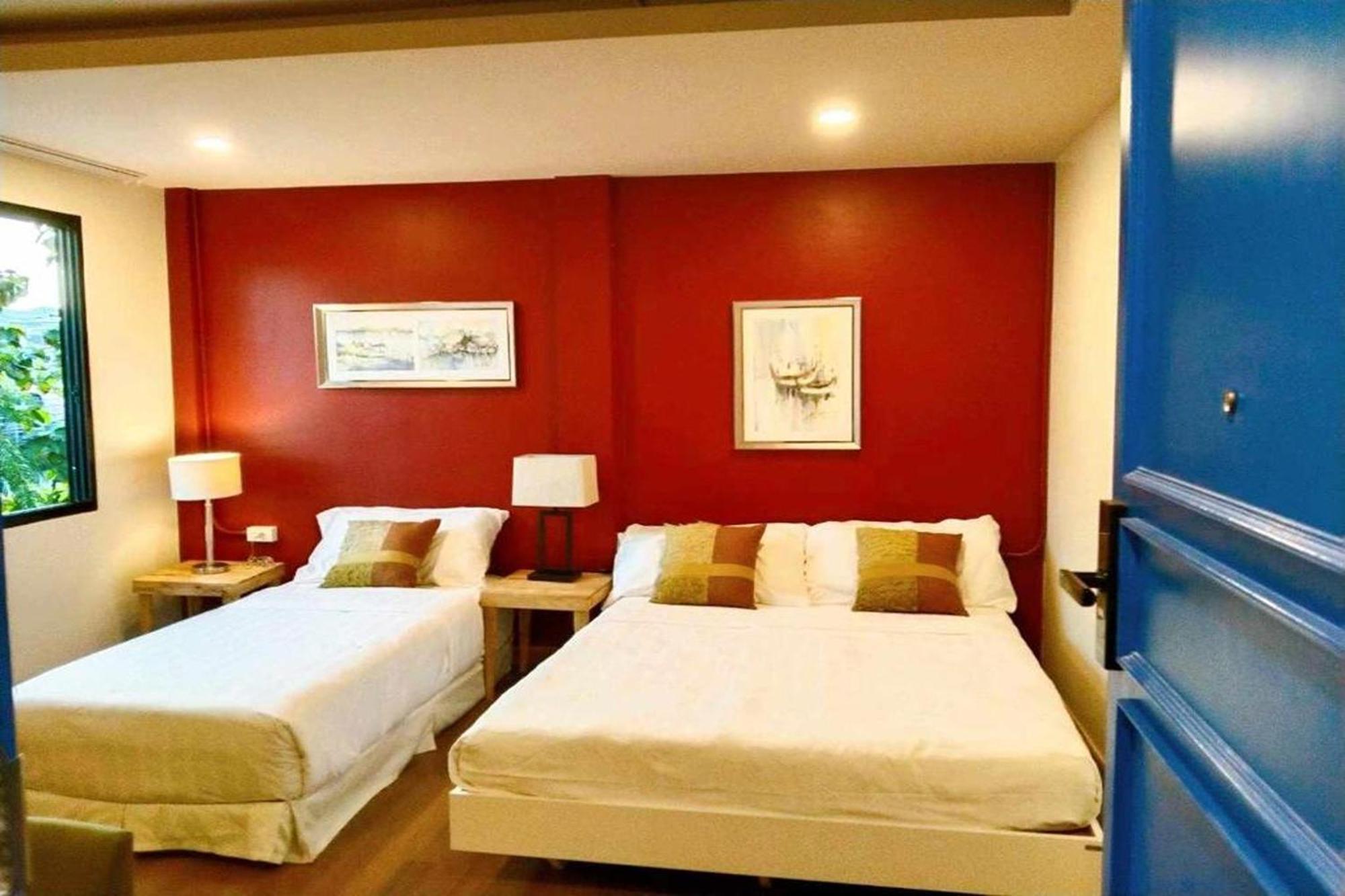 Ployburi Boutique Hotel Chanthaburi Bagian luar foto