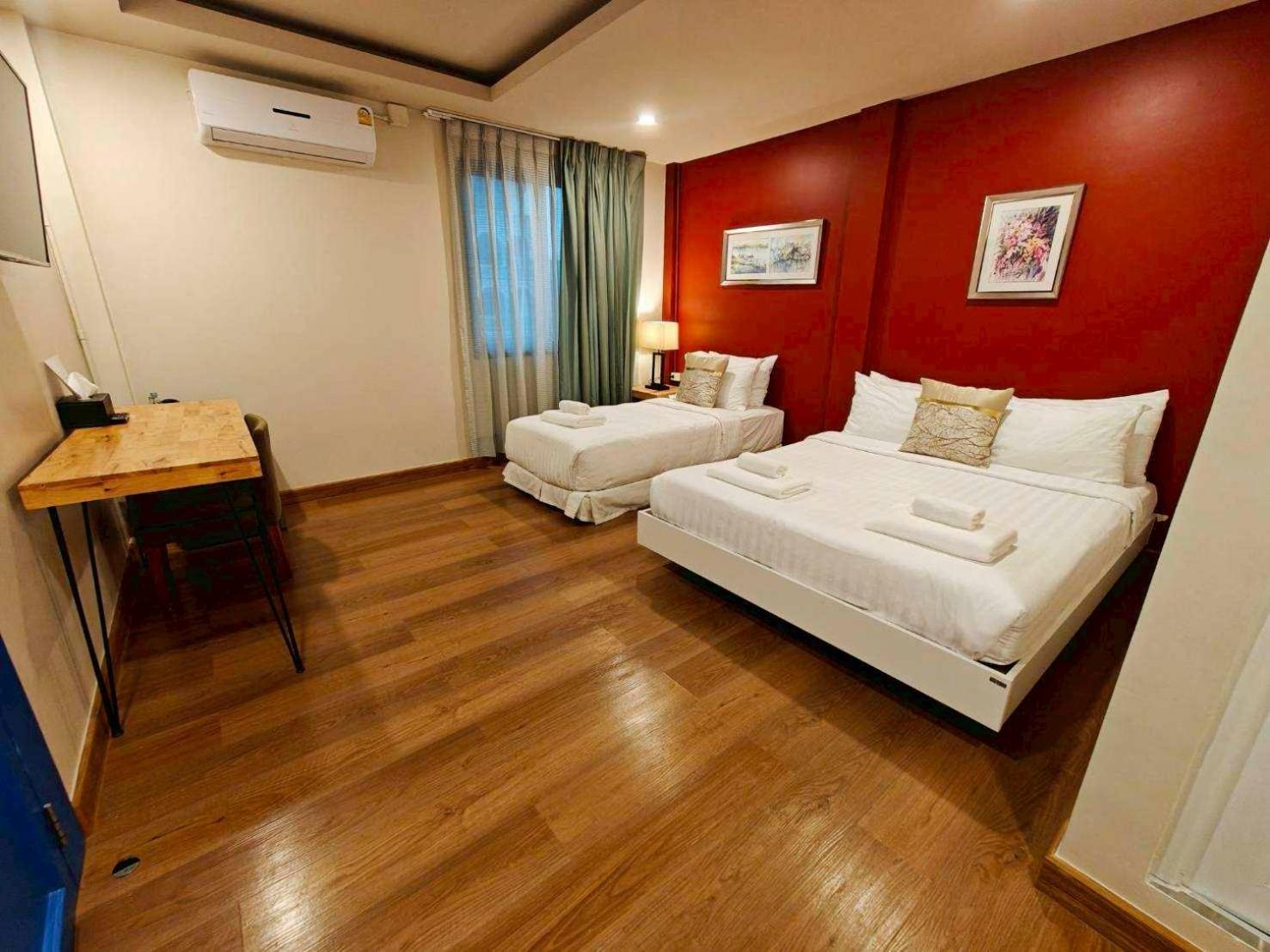 Ployburi Boutique Hotel Chanthaburi Bagian luar foto